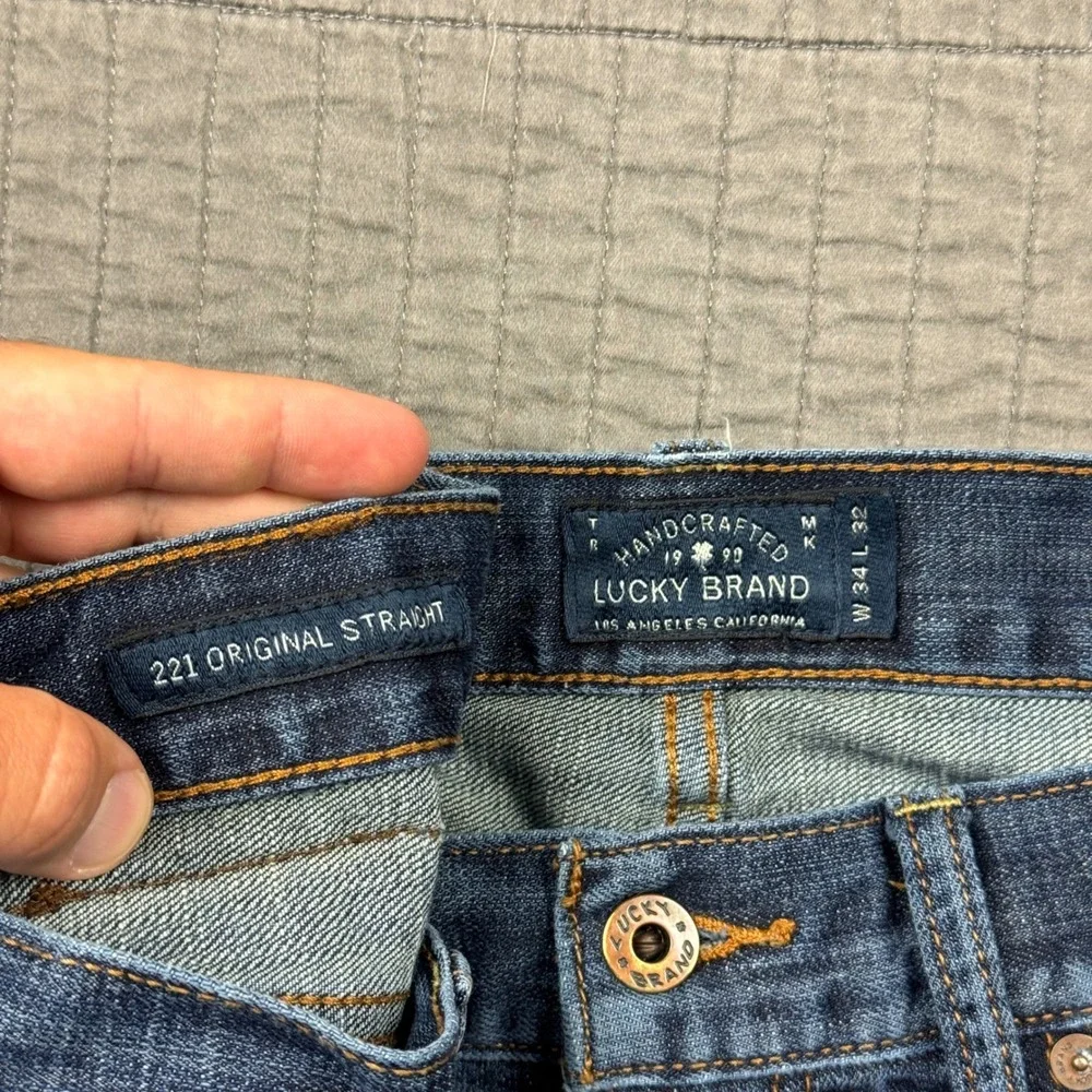 Lucky Brand 221 Original Straight Jeans Men 34x32 (36x32) Medium Wash Distressed